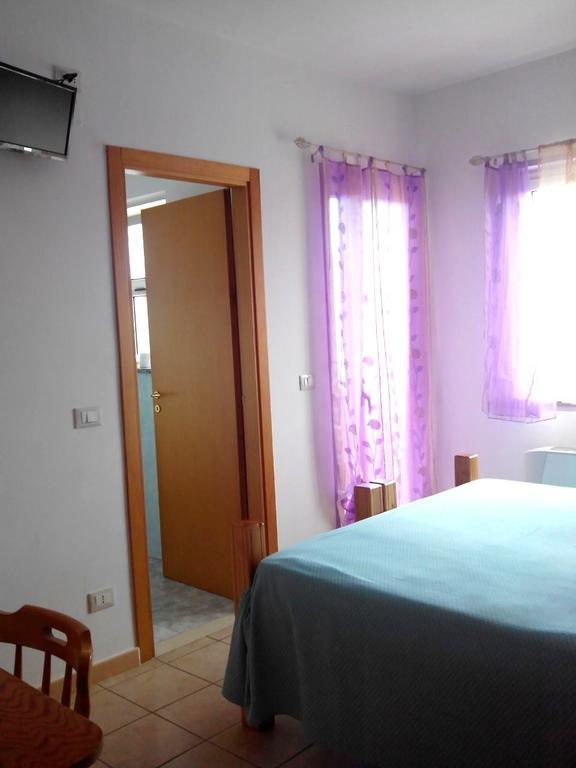 Hotel Celestina Villapiana Zimmer foto